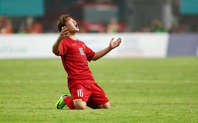 Tất tần tật về Minh Vương - chàng cầu thủ điển trai ghi bàn thắng duy nhất cho tuyển Việt Nam