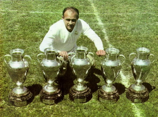 Huyền thoại Alfredo Di Stefano qua đời - Báo điện tử Bình Định